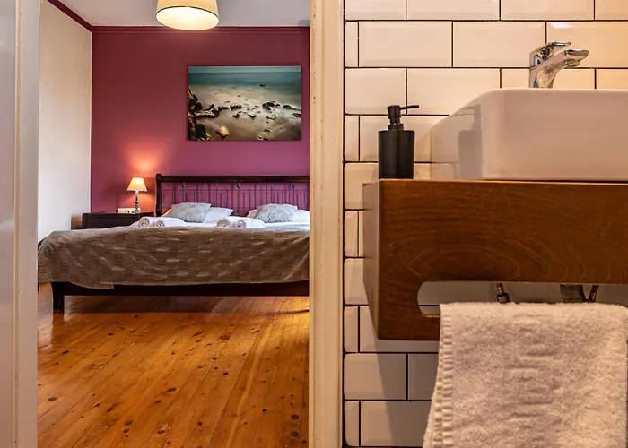 Almyros Sea Front * Míloi